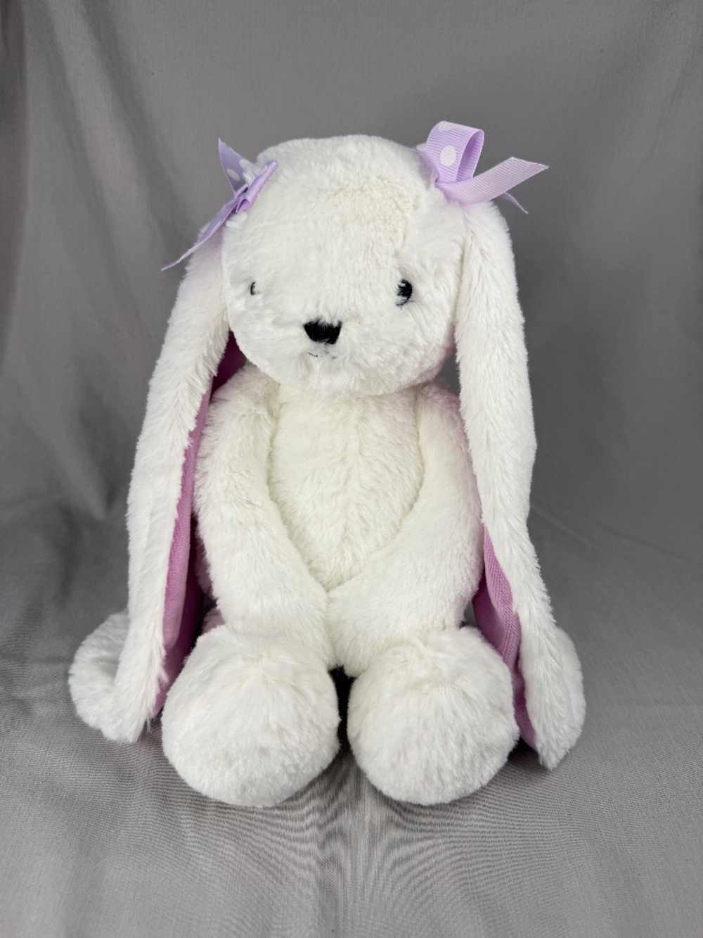Lambs & Ivy Bunny – Sasha (Purple Bows)